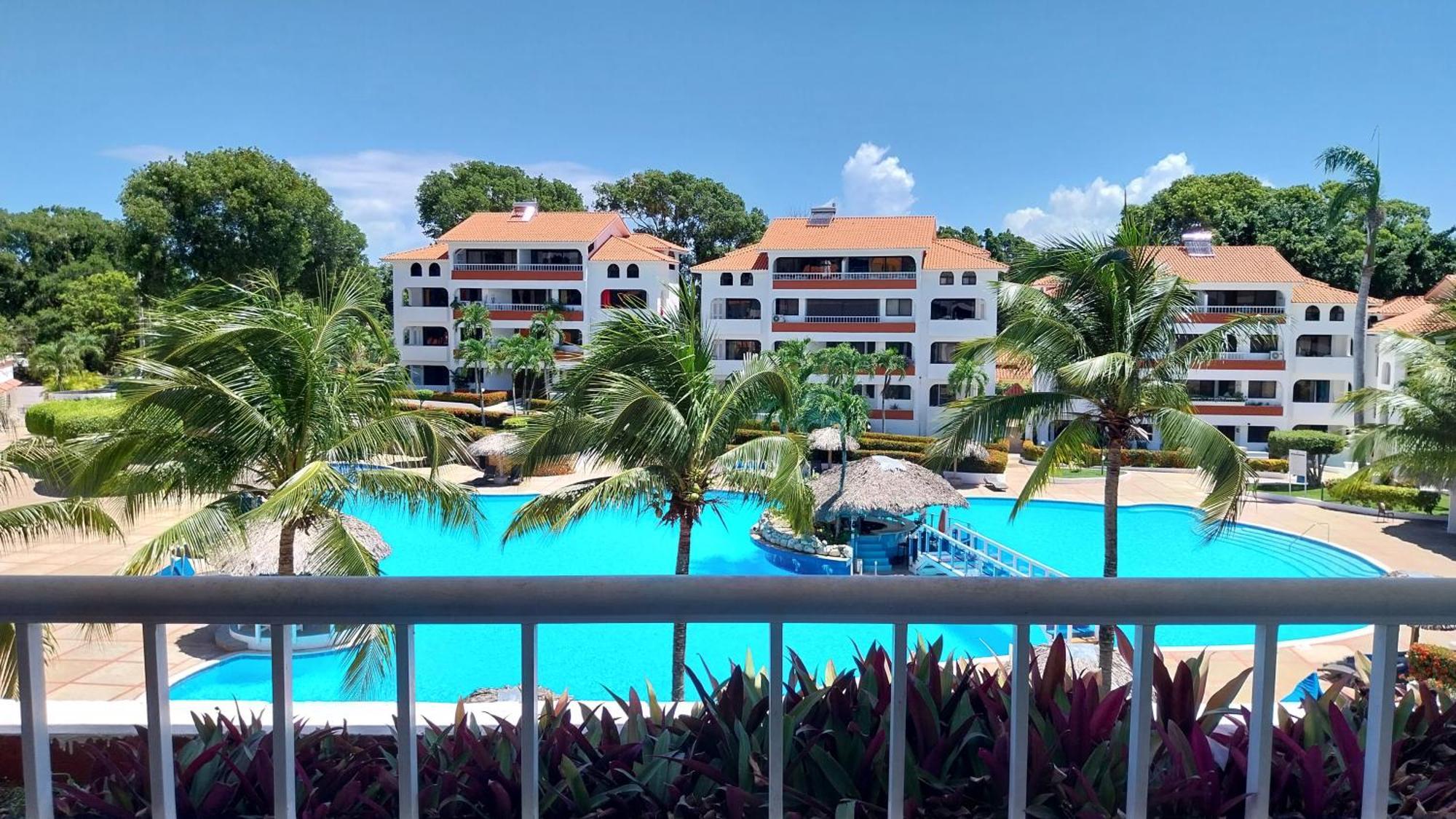 The Biggest Swimming Pool In Sosua, Frente A La Piscina Mas Grande En Sosua Apartment Ngoại thất bức ảnh